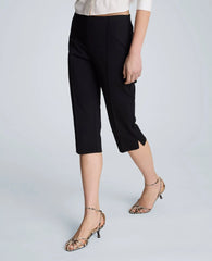 Pull On Capri Legging with Hollywood Waist