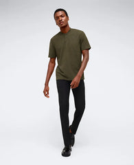 Performance Band-Collar Henley