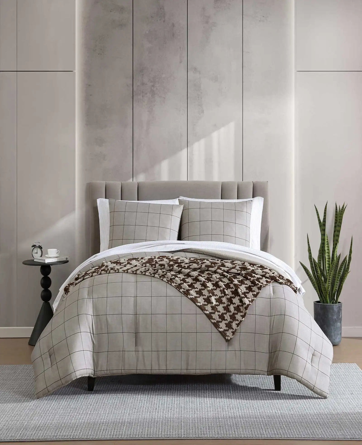 Holden Grid Comforter Set