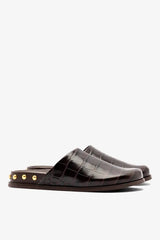 Larroudé x Kenneth Cole: Clog Dark Oak Croco Leather